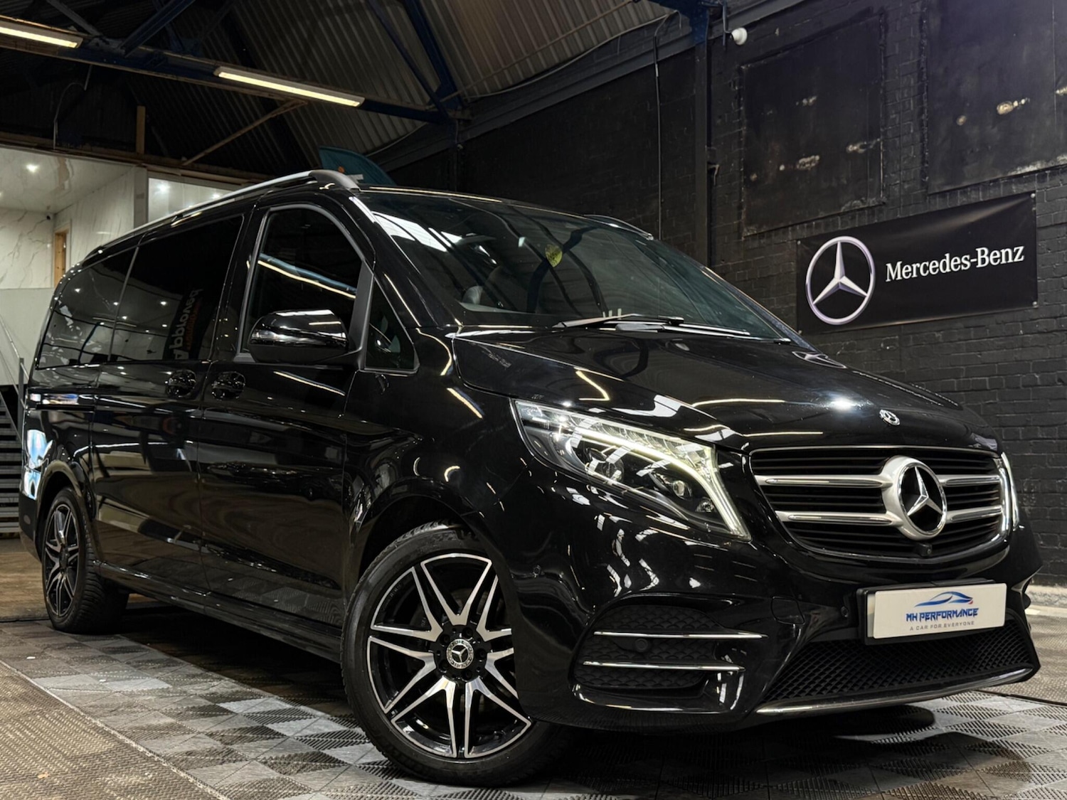 Used Mercedes-Benz V-Class 2019 for sale - 76239864: Photo 12