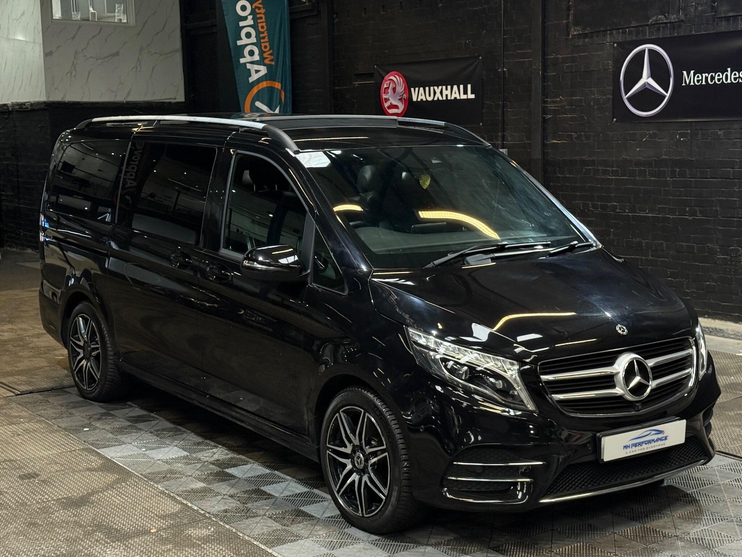 Used Mercedes-Benz V-Class 2019 for sale - 76239864: Photo 13