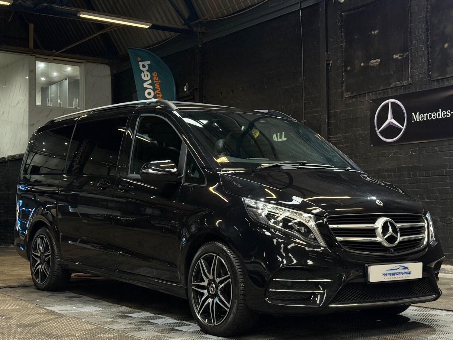 Used Mercedes-Benz V-Class 2019 for sale - 76239864: Photo 14