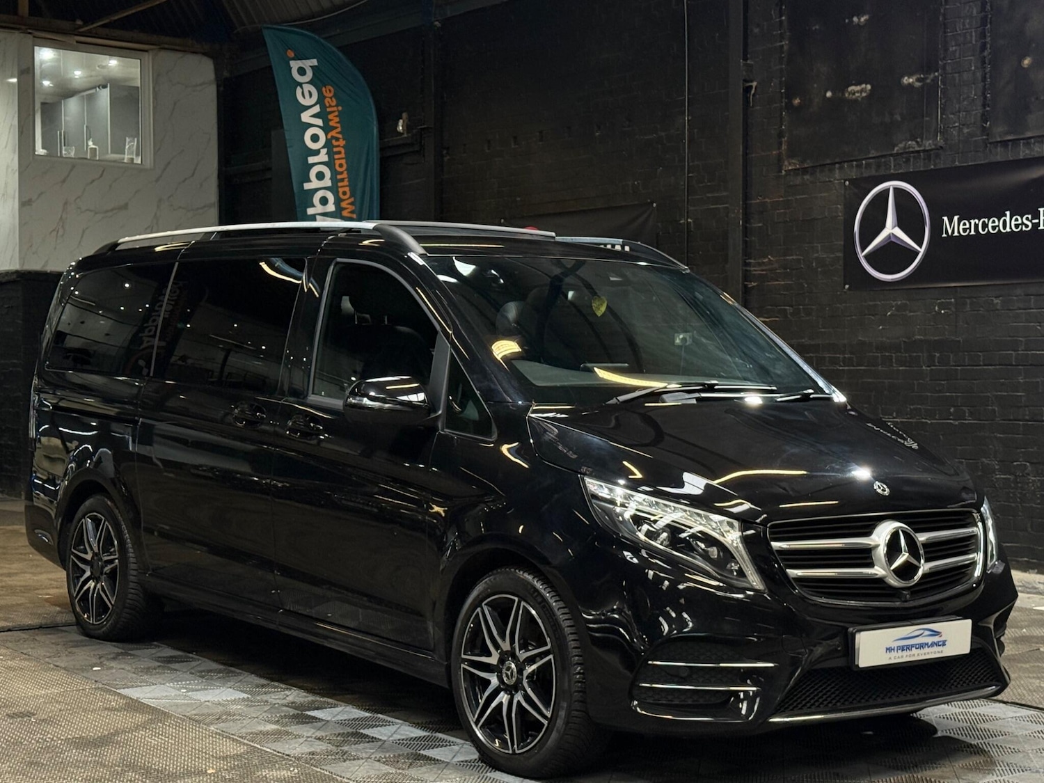 Used Mercedes-Benz V-Class 2019 for sale - 76239864: Photo 15