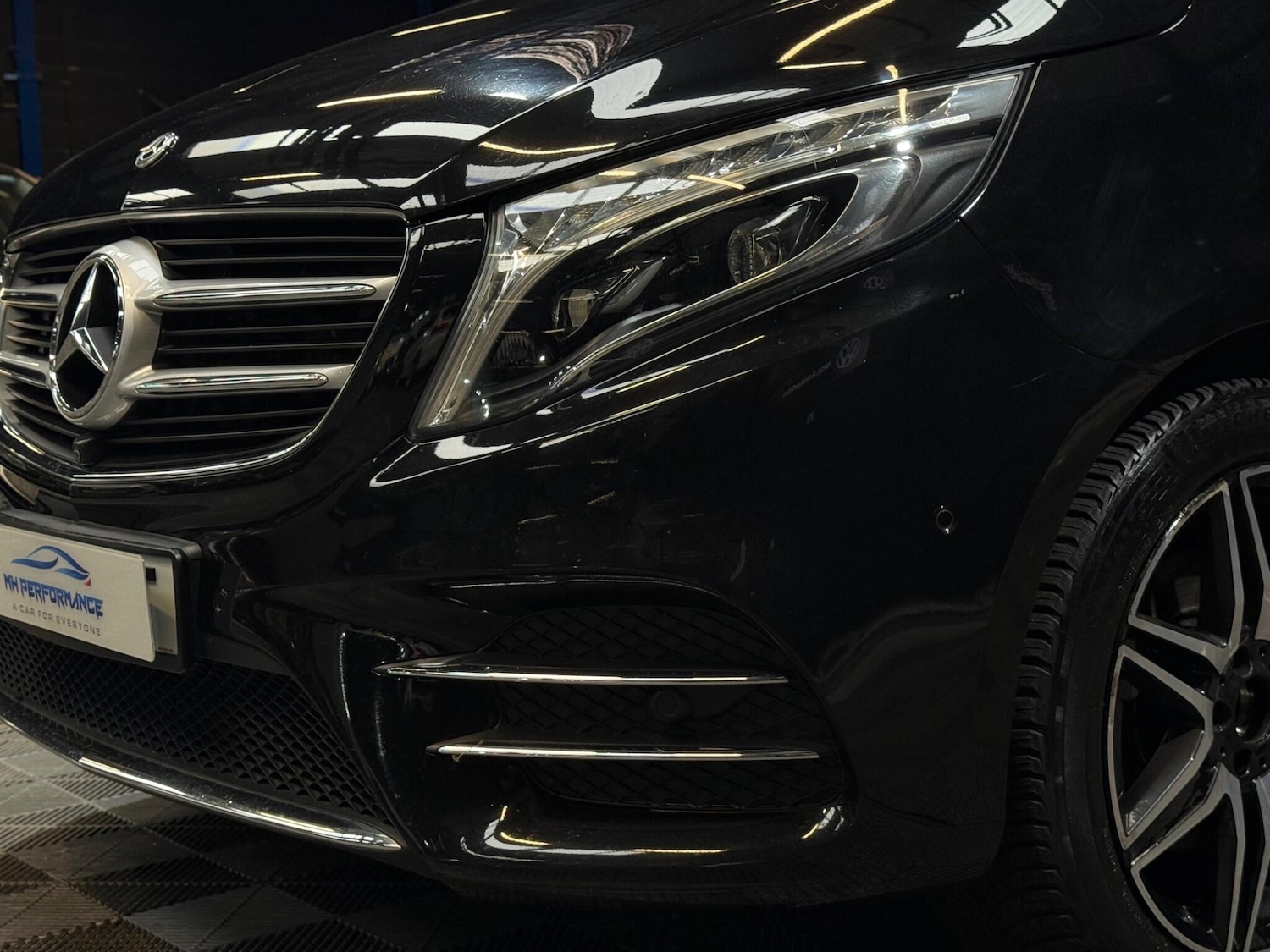 Used Mercedes-Benz V-Class 2019 for sale - 76239864: Photo 18