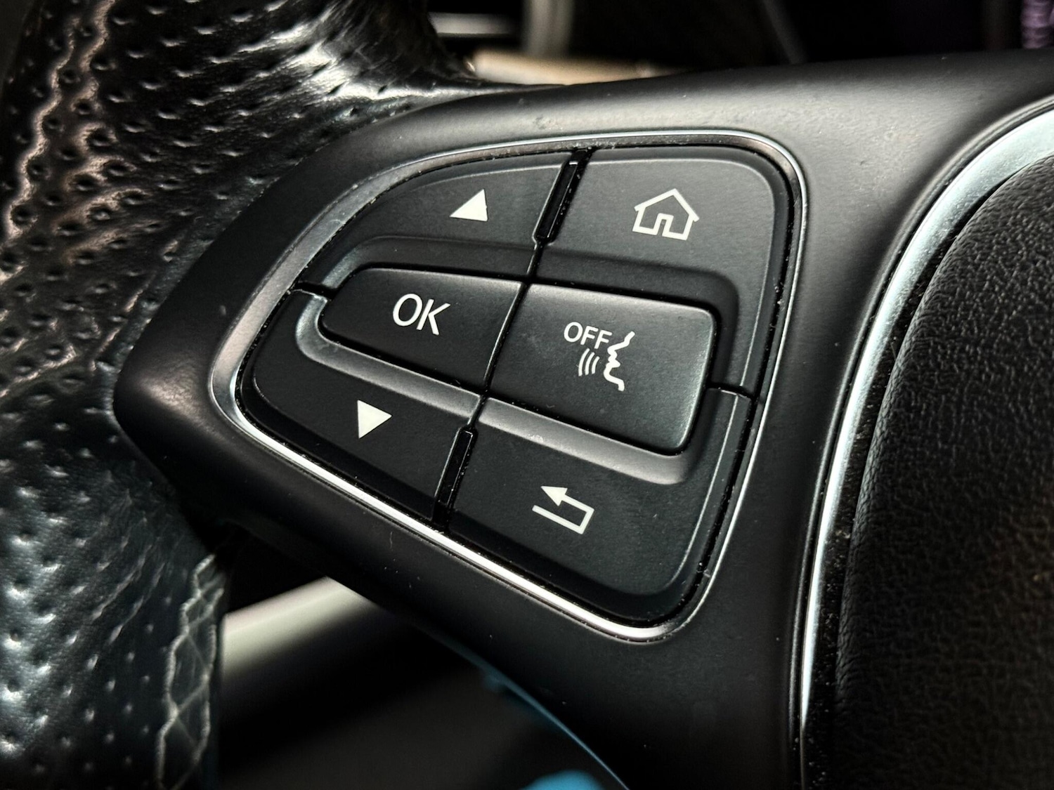 Used Mercedes-Benz V-Class 2019 for sale - 76239864: Photo 29