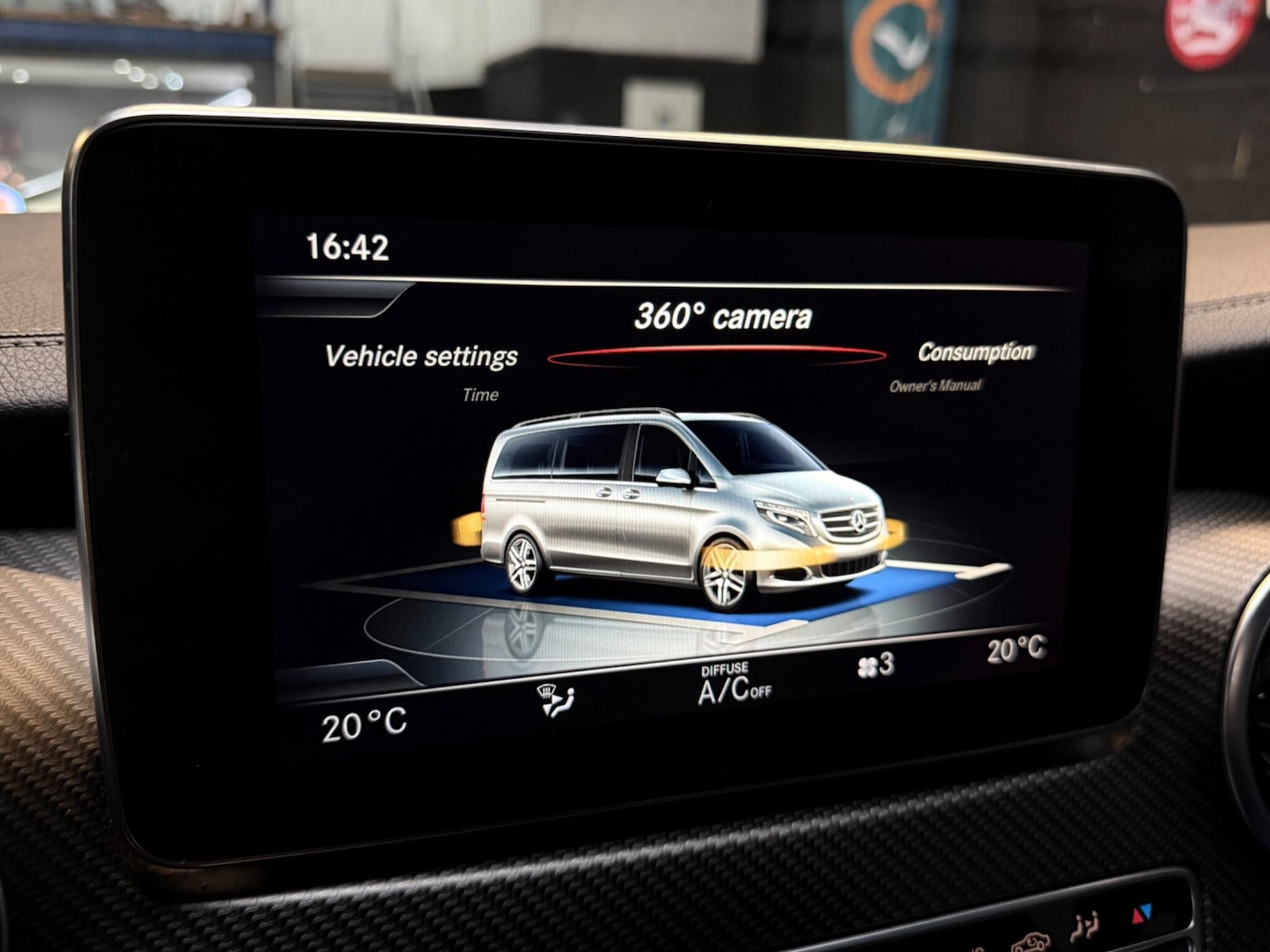 Used Mercedes-Benz V-Class 2019 for sale - 76239864: Photo 35