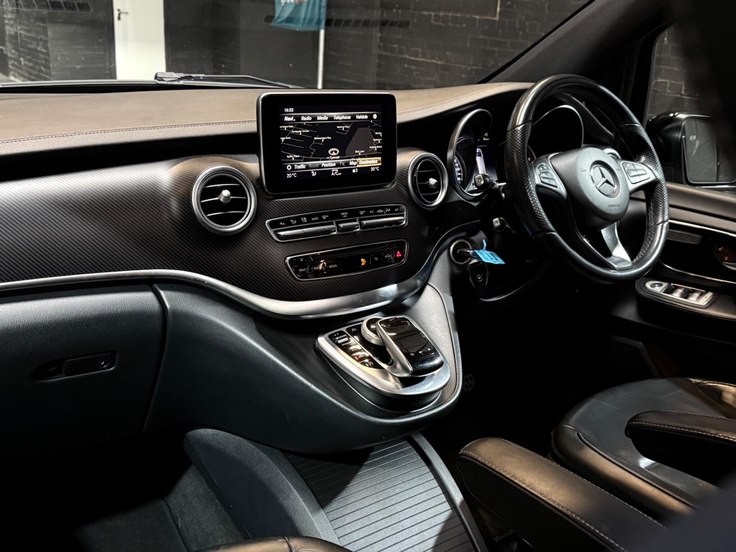 Used Mercedes-Benz V-Class 2019 for sale - 76239864: Photo 52