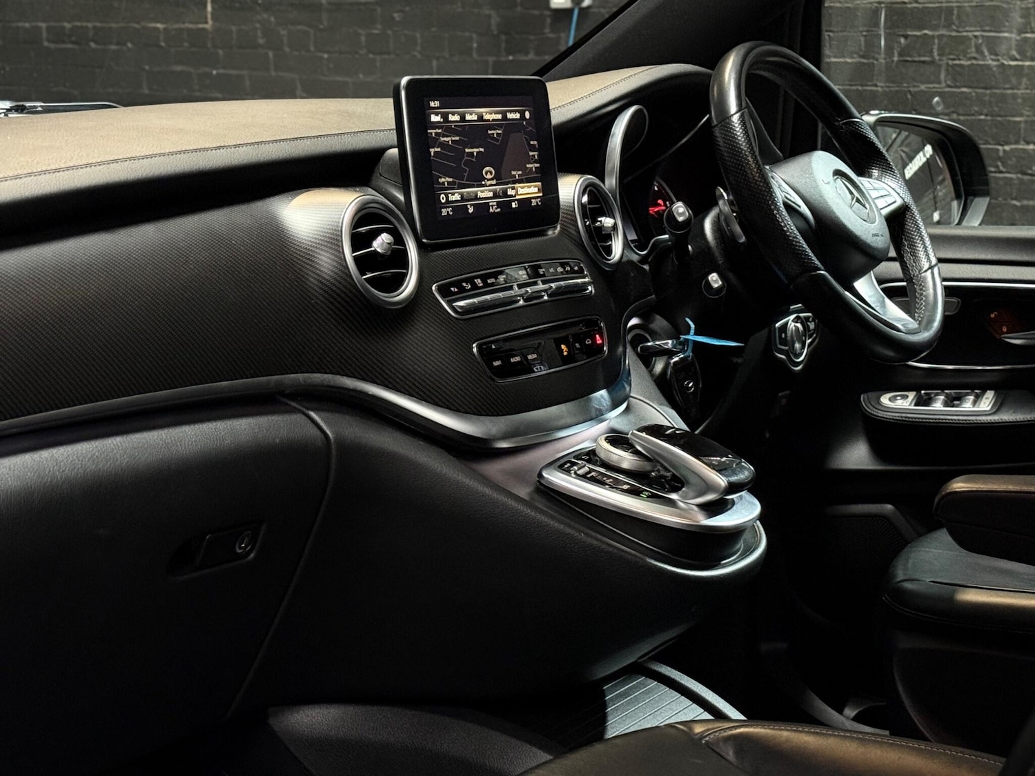 Used Mercedes-Benz V-Class 2019 for sale - 76239864: Photo 55