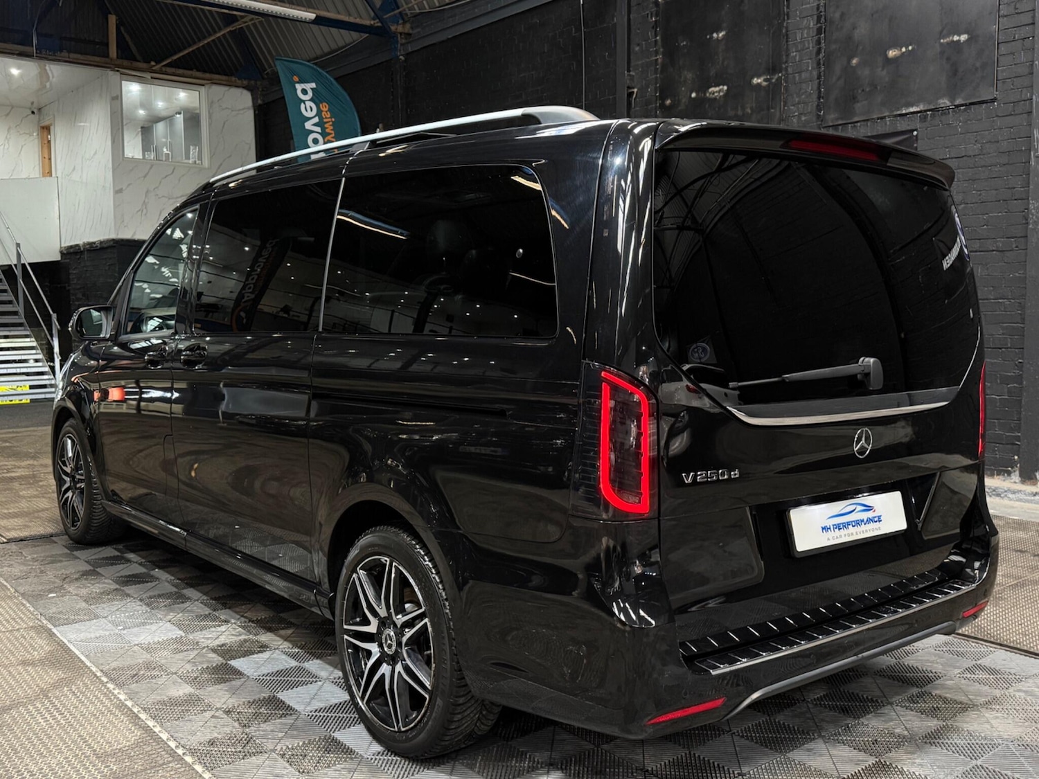 Used Mercedes-Benz V-Class 2019 for sale - 76239864: Photo 62