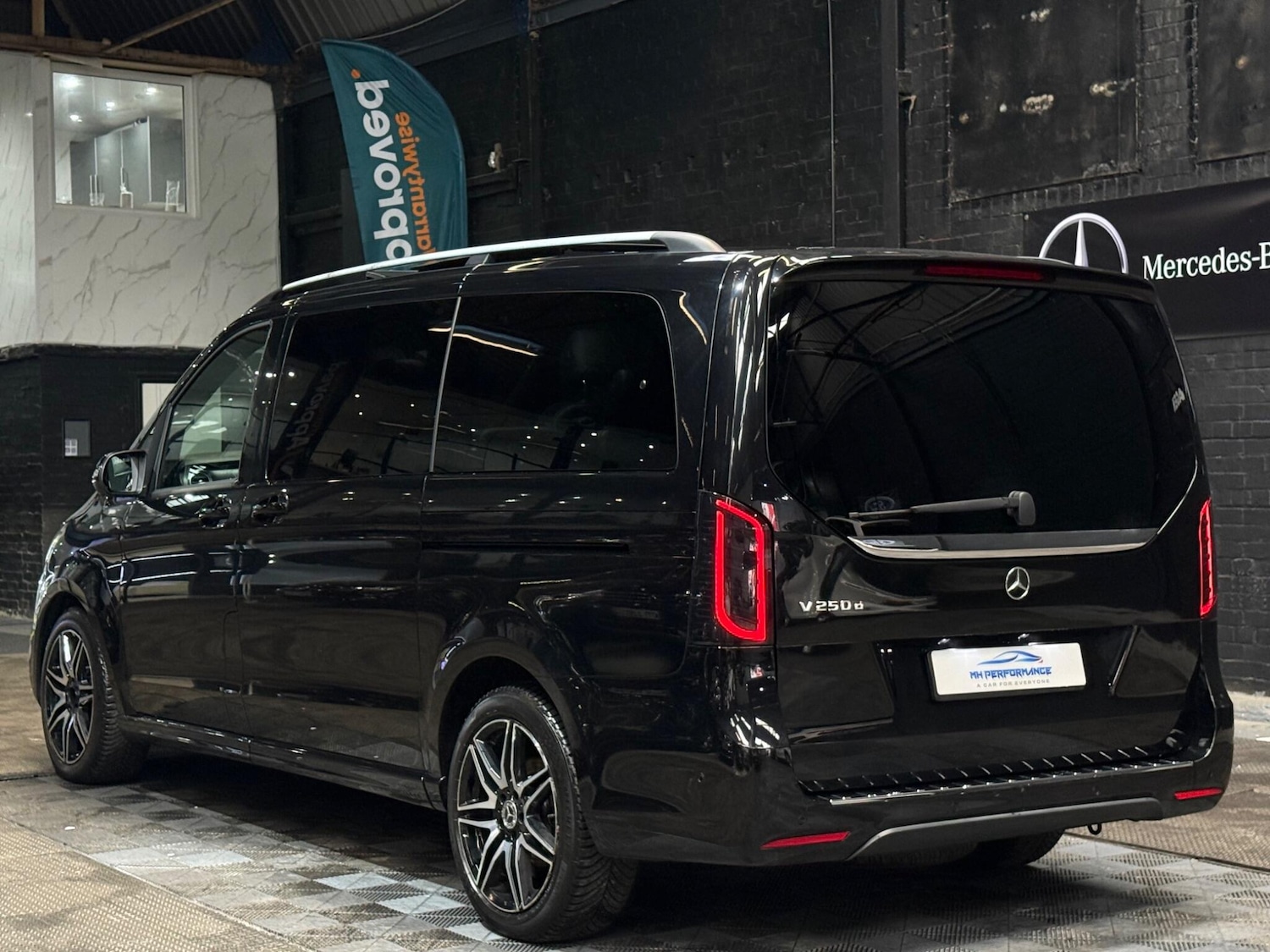 Used Mercedes-Benz V-Class 2019 for sale - 76239864: Photo 66