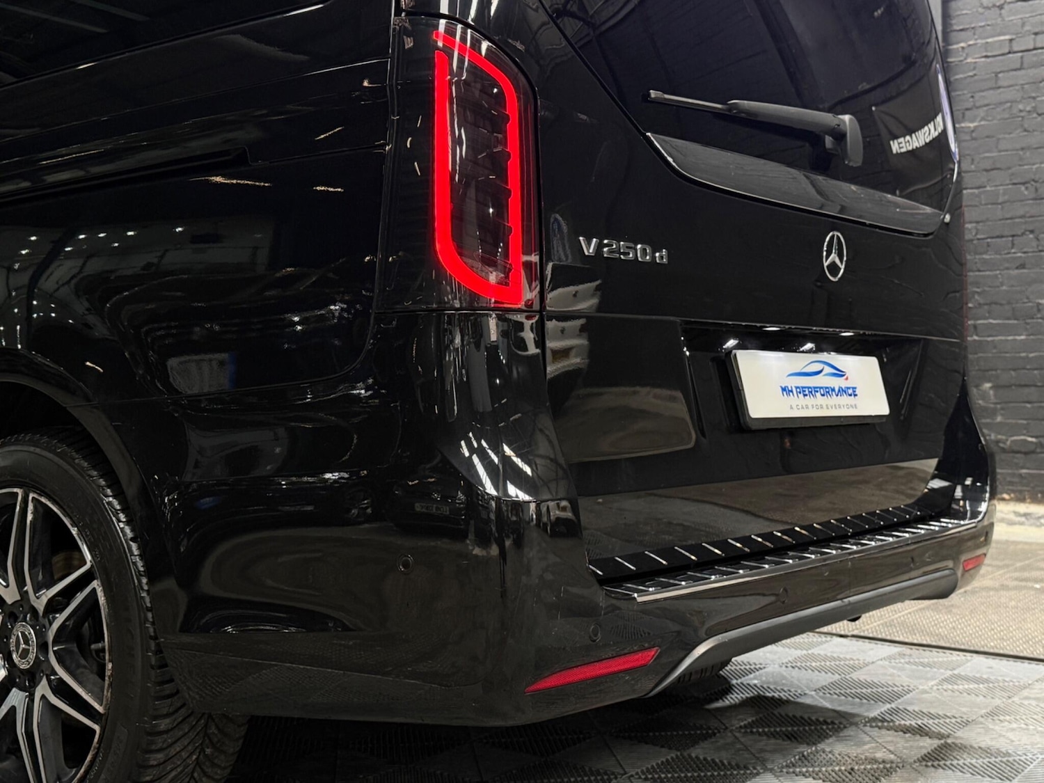 Used Mercedes-Benz V-Class 2019 for sale - 76239864: Photo 67