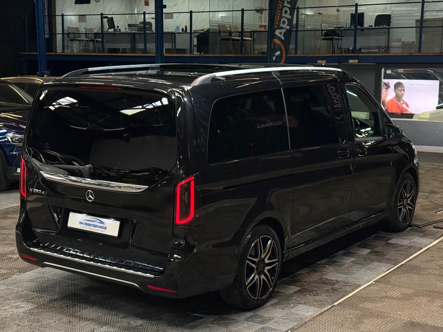 Used Mercedes-Benz V-Class 2019 for sale - 76239864: Photo 73