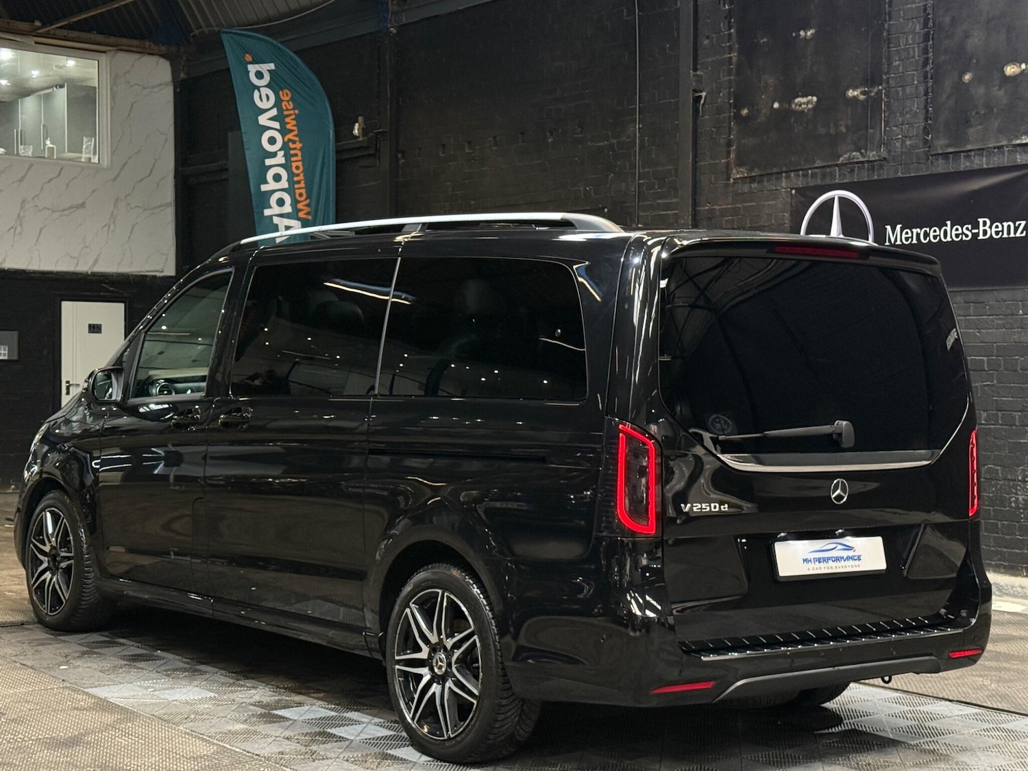 Used Mercedes-Benz V-Class 2019 for sale - 76239864: Photo 78