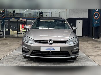 Used Volkswagen Golf 2016 for sale - 77564903: Photo