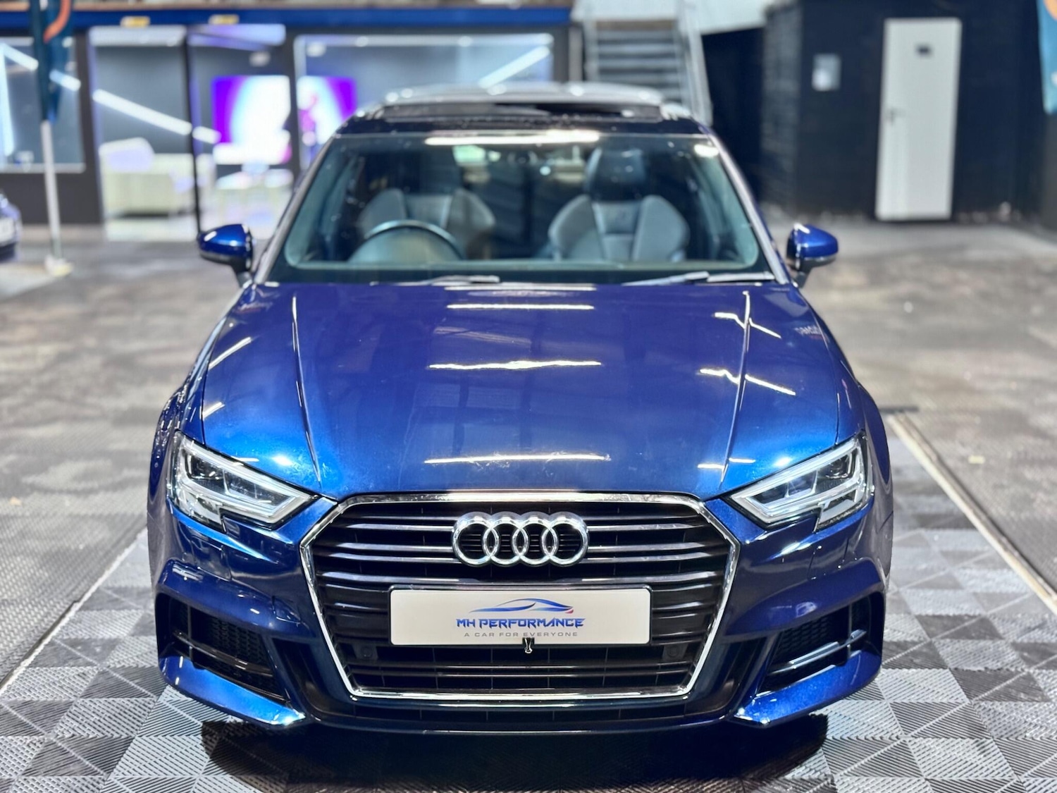 Used Audi A3 2018 for sale - 76326120: Photo 2