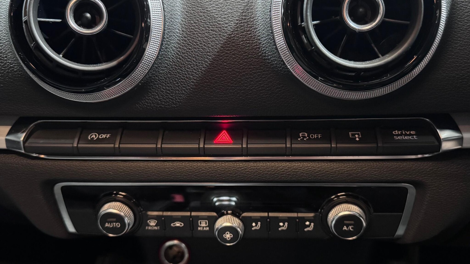 Used Audi A3 2013 for sale - 77696183: Photo 48