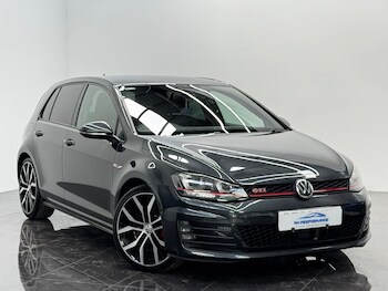 Used Volkswagen Golf 2016 for sale - 78601678: Photo