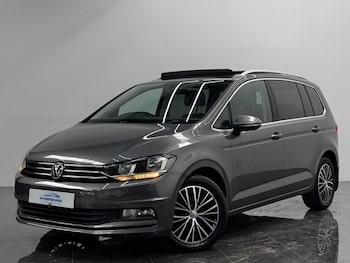 Used Volkswagen Touran 2015 for sale - 78516750: Photo