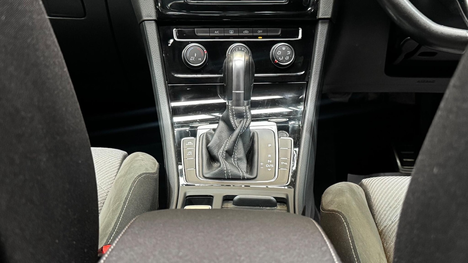 Used Volkswagen Golf for sale - 77823704: Photo 13