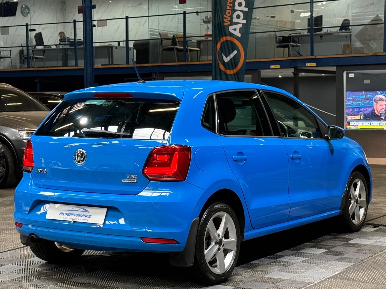 Used Volkswagen Polo 2015 for sale - 76513214: Photo 4