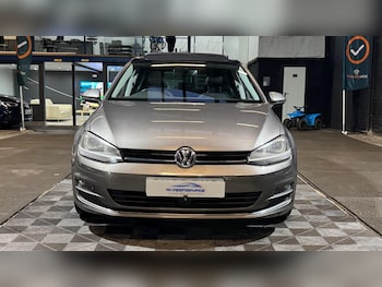 Used Volkswagen Golf 2013 for sale - 77497282: Photo