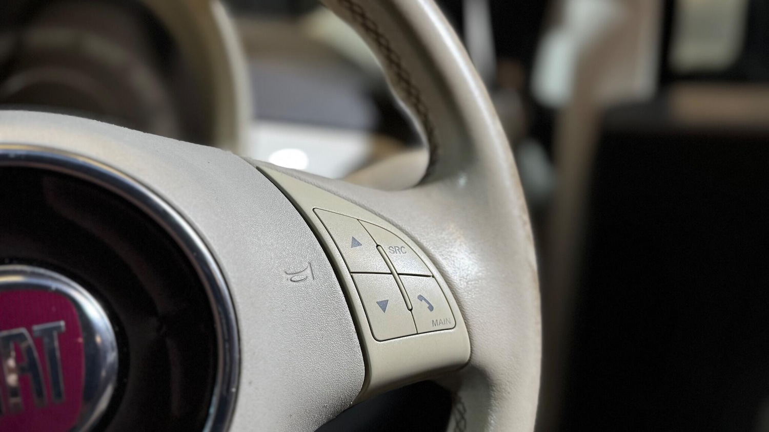 Used Fiat 500 2010 for sale - 77215152: Photo 25