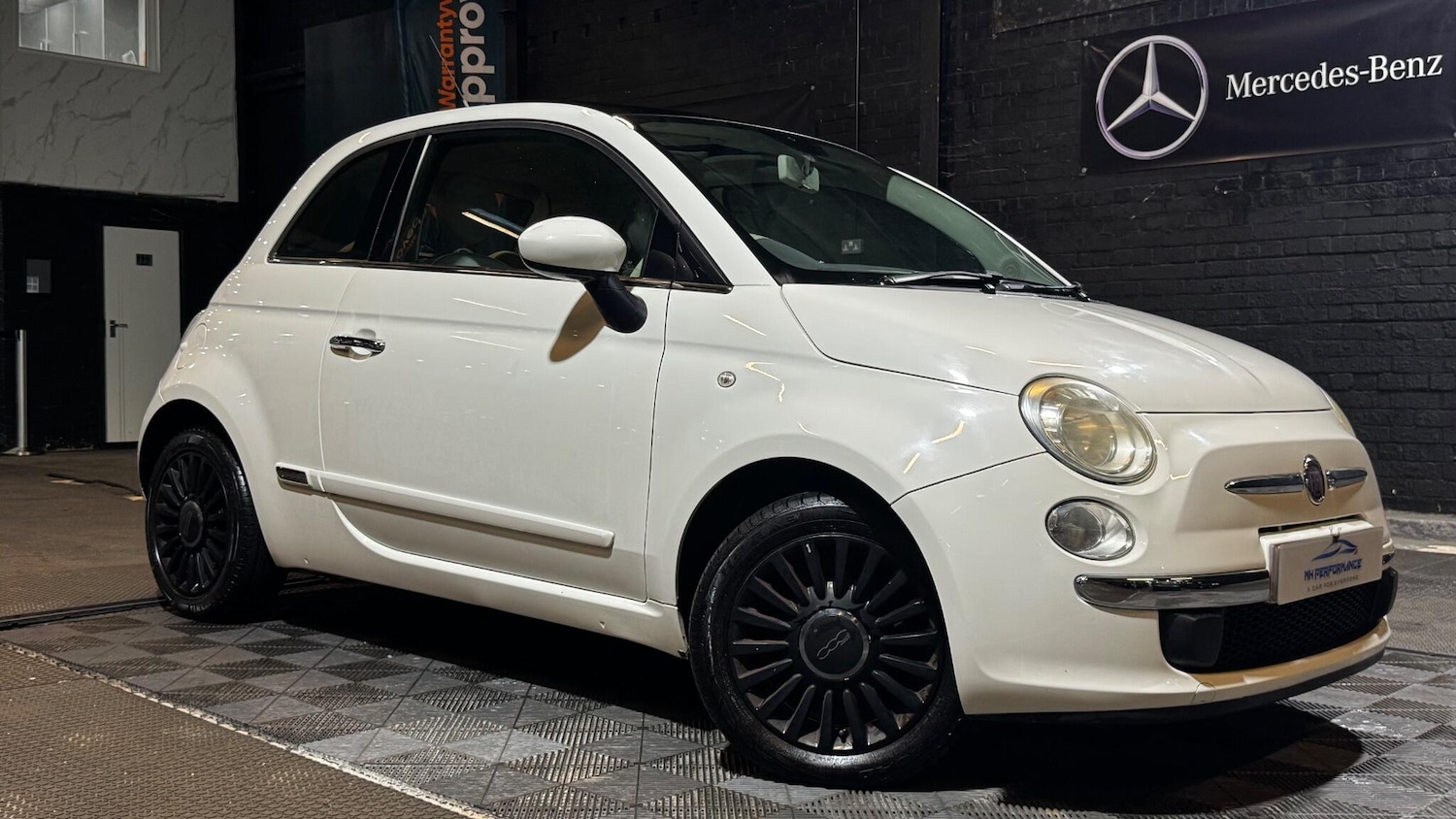 Used Fiat 500 2010 for sale - 77215152: Photo 3