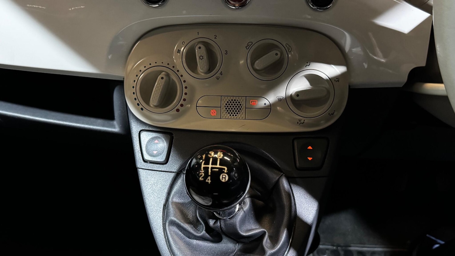 Used Fiat 500 2010 for sale - 77215152: Photo 37