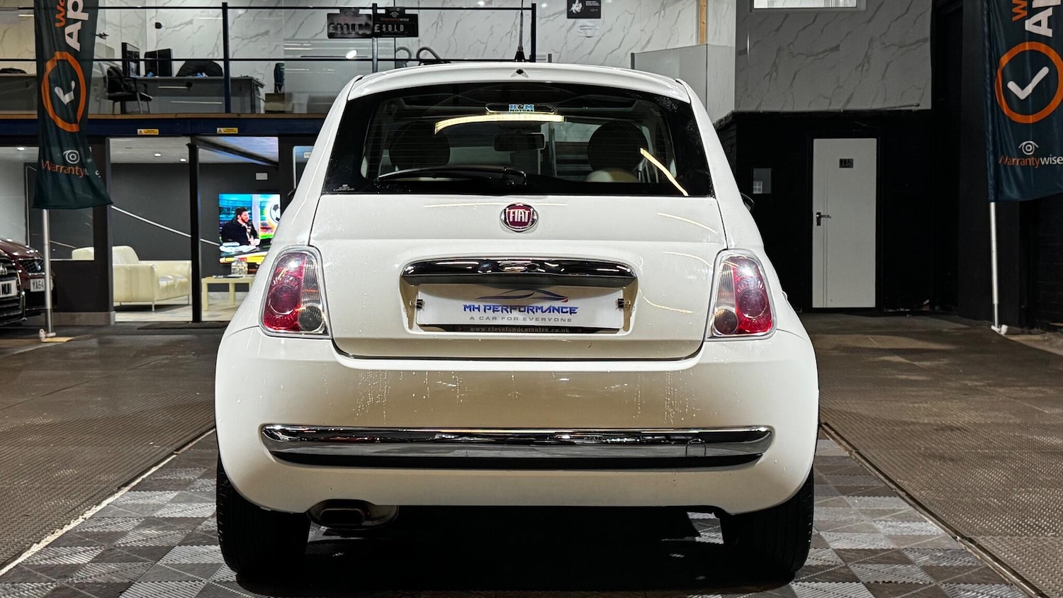 Used Fiat 500 2010 for sale - 77215152: Photo 5
