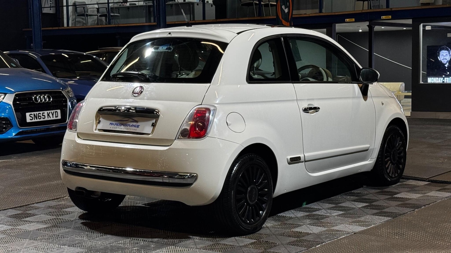Used Fiat 500 2010 for sale - 77215152: Photo 8