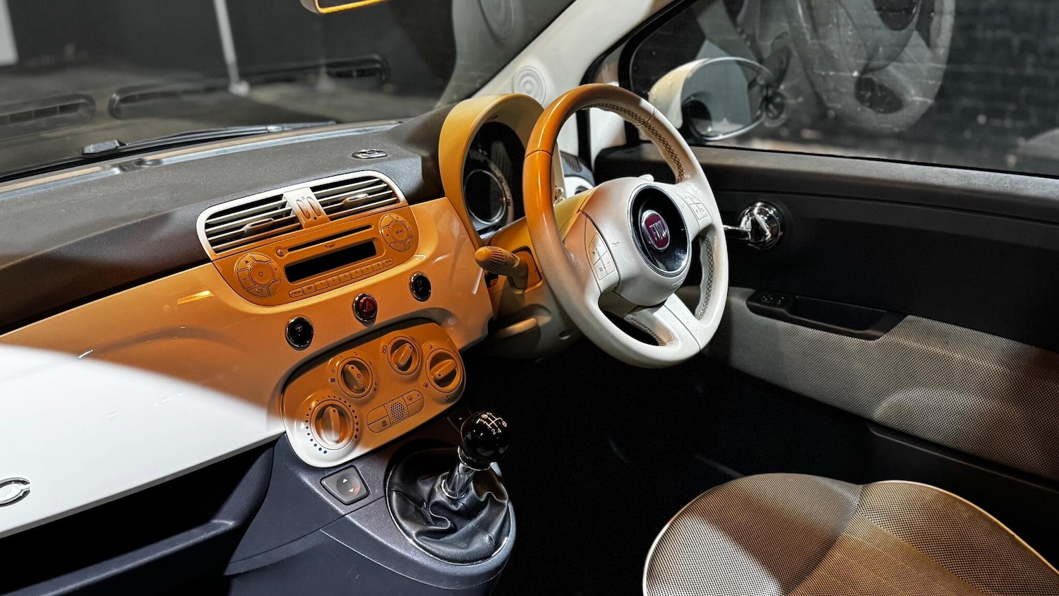 Used Fiat 500 2010 for sale - 77215152: Photo 9