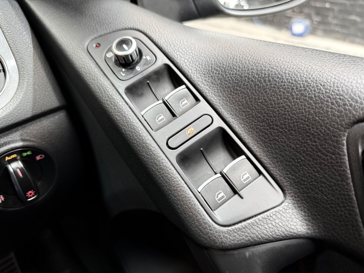 Used Volkswagen Tiguan 2013 for sale - 76327094: Photo 35