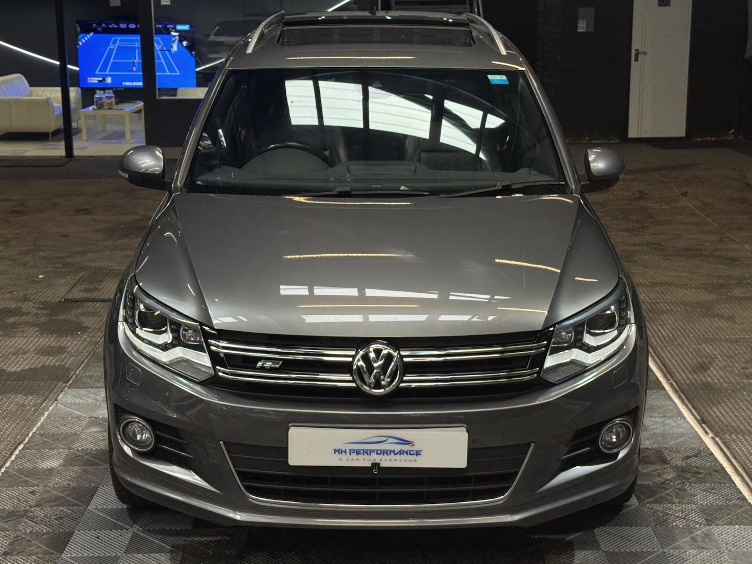 Used Volkswagen Tiguan 2013 for sale - 76327094: Photo 53