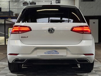 Used Volkswagen Golf 2019 for sale - 77400763: Photo