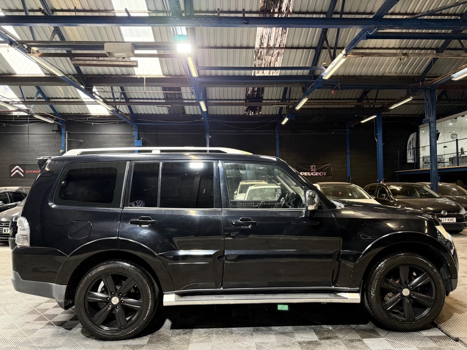 Vehicle 33