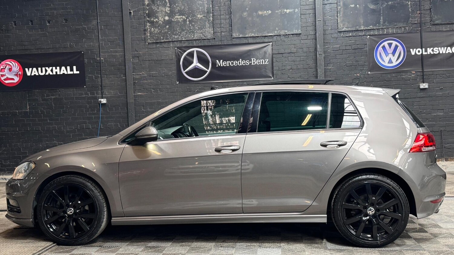 Used Volkswagen Golf 2016 for sale - 77839076: Photo 12