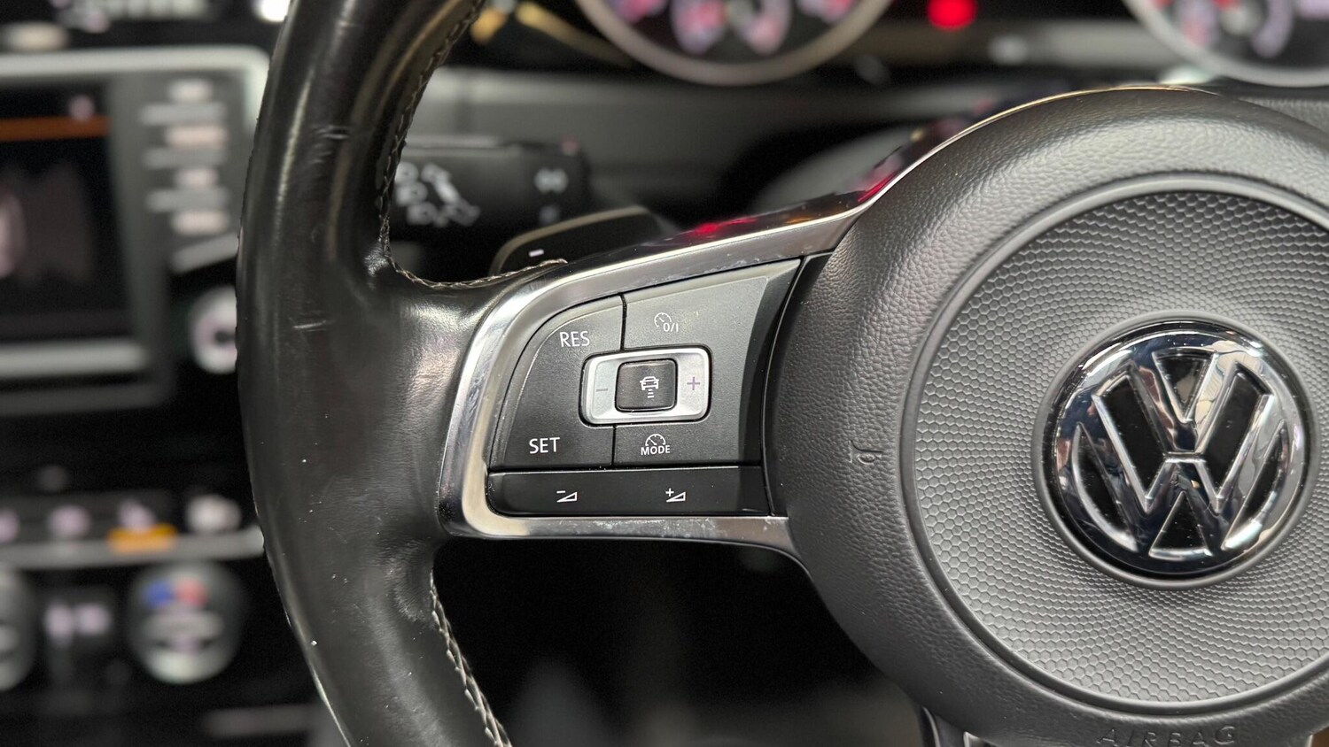 Used Volkswagen Golf 2016 for sale - 77839076: Photo 31