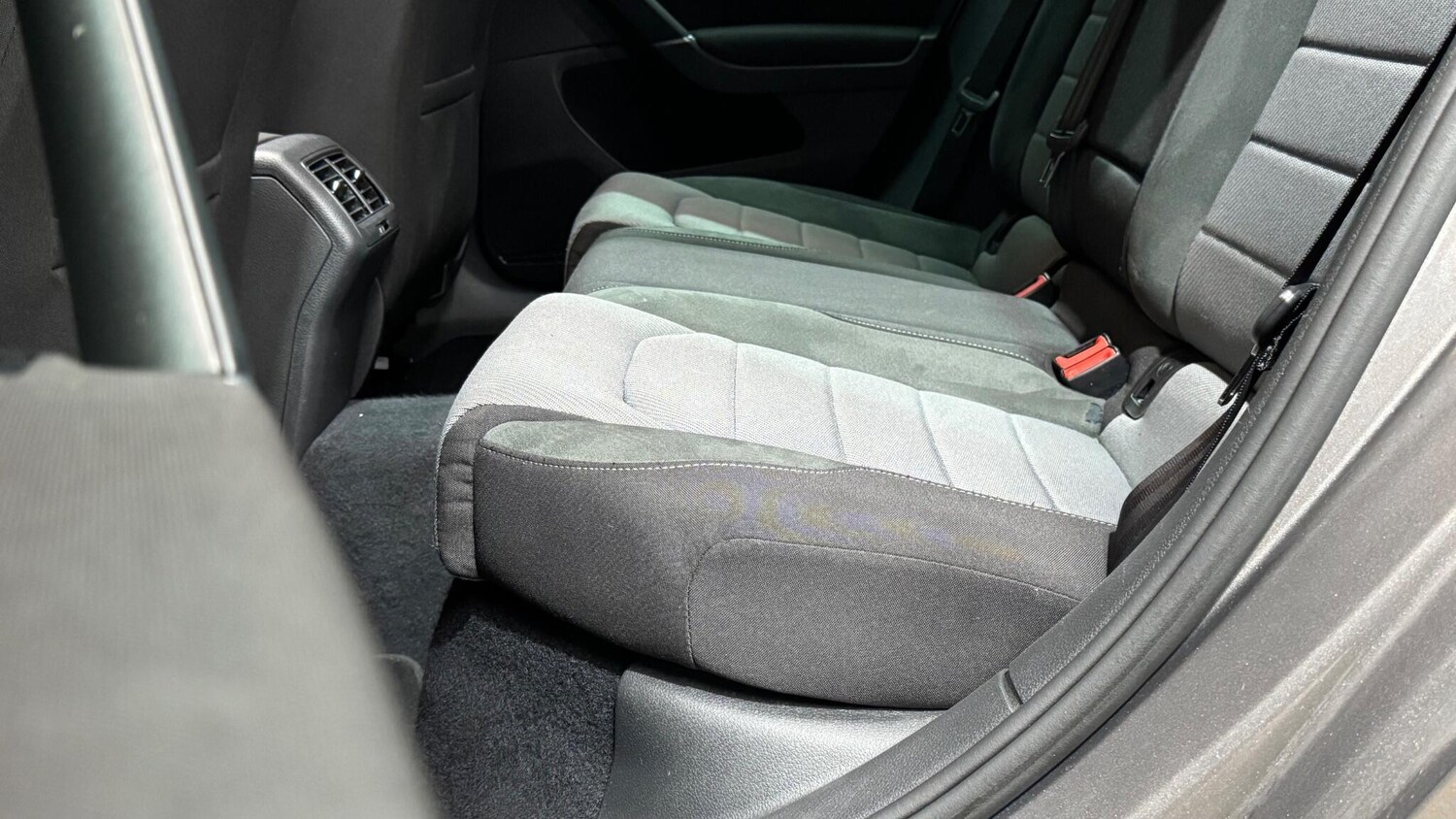 Used Volkswagen Golf 2016 for sale - 77839076: Photo 43