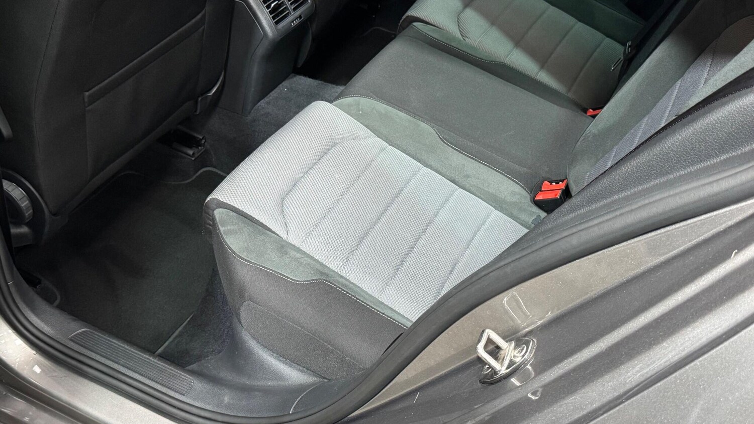 Used Volkswagen Golf 2016 for sale - 77839076: Photo 45