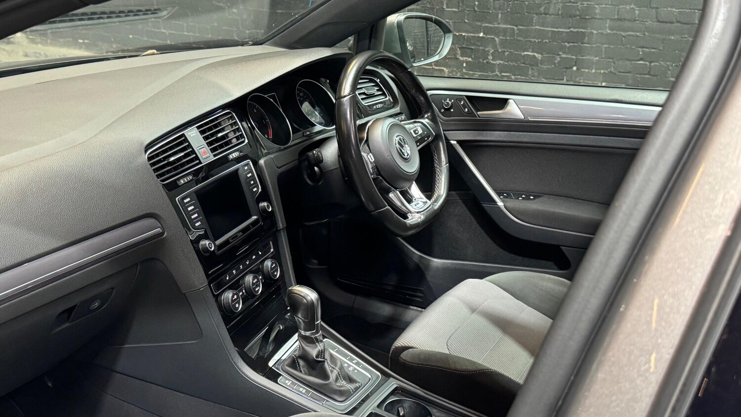 Used Volkswagen Golf 2016 for sale - 77839076: Photo 57