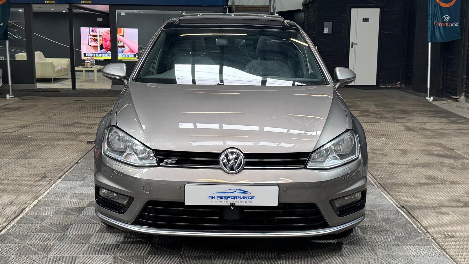 Used Volkswagen Golf 2016 for sale - 77839076: Photo 70