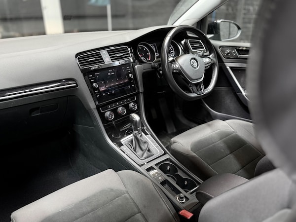 Used Volkswagen Golf 2017 for sale - 75268271: Photo 12
