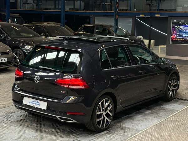 Used Volkswagen Golf 2017 for sale - 75268271: Photo 13