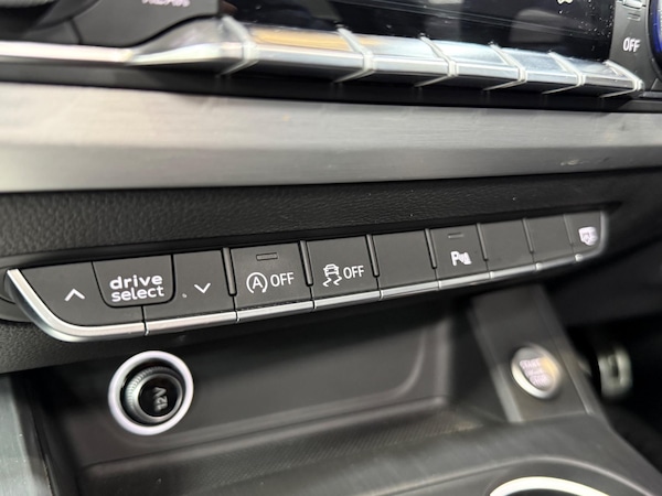 Used Audi A4 Avant 2017 for sale - 74751753: Photo 44