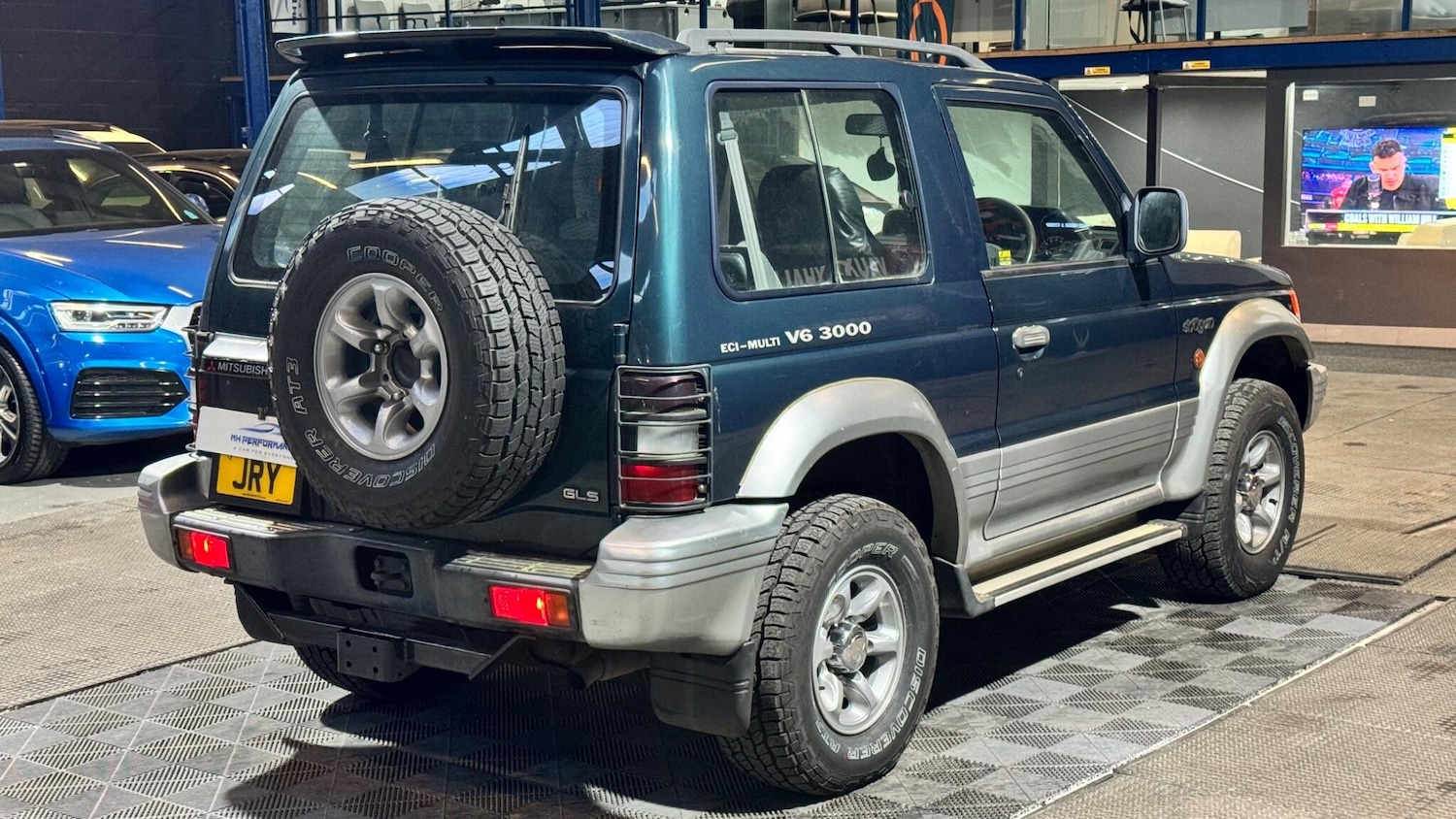 Used Mitsubishi Shogun for sale - 77359069: Photo 8