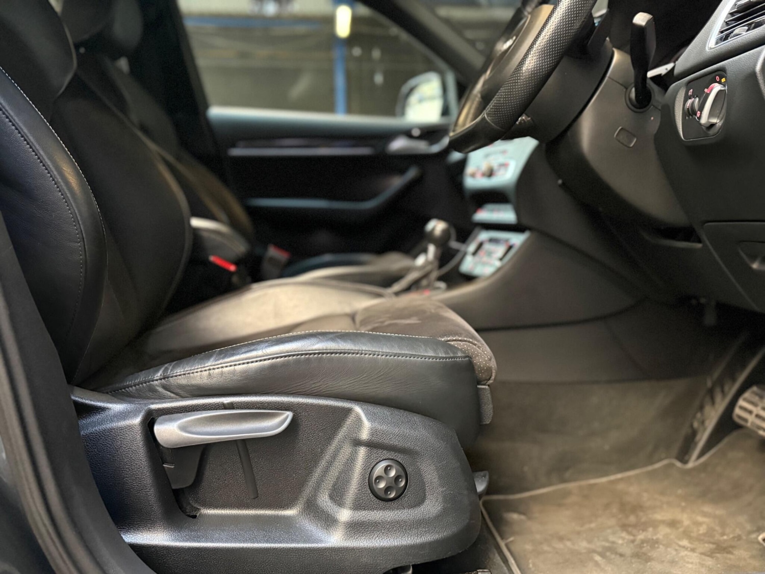 Used Audi Q3 2018 for sale - 78019322: Photo 42