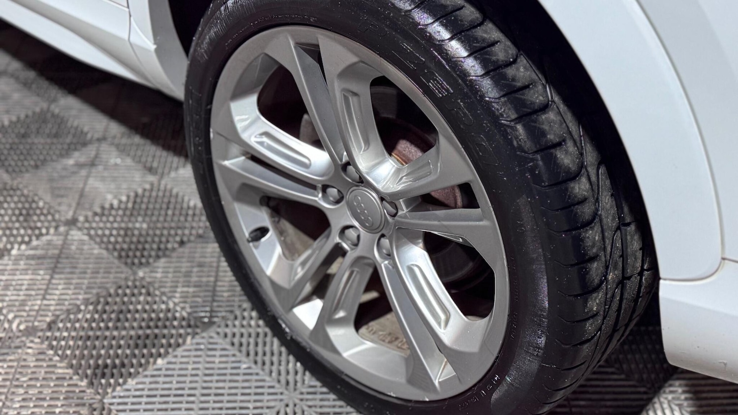 Used Audi Q3 2016 for sale - 77613010: Photo 50