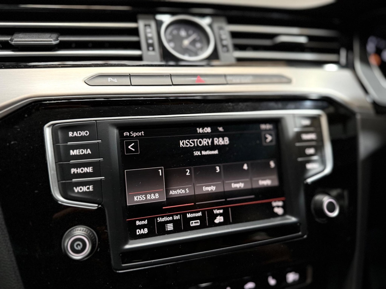 Used Volkswagen Passat 2016 for sale - 76485497: Photo 25