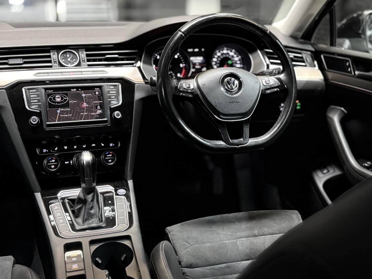 Used Volkswagen Passat 2016 for sale - 76485497: Photo 29