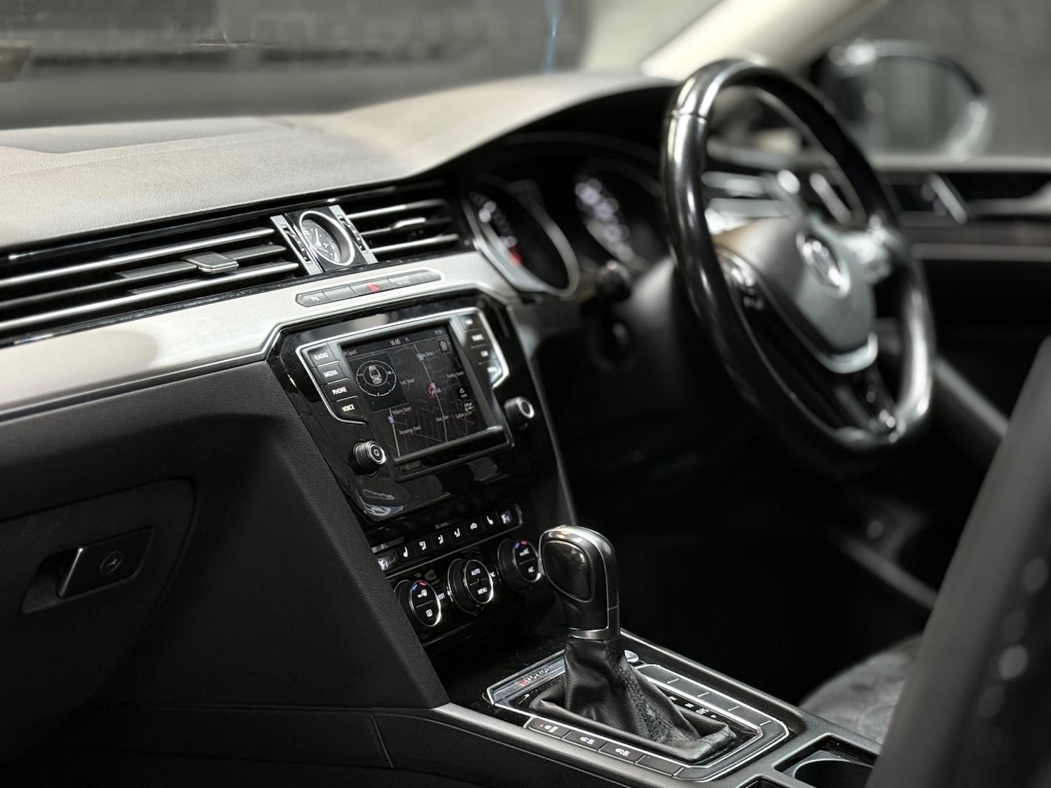 Used Volkswagen Passat 2016 for sale - 76485497: Photo 4