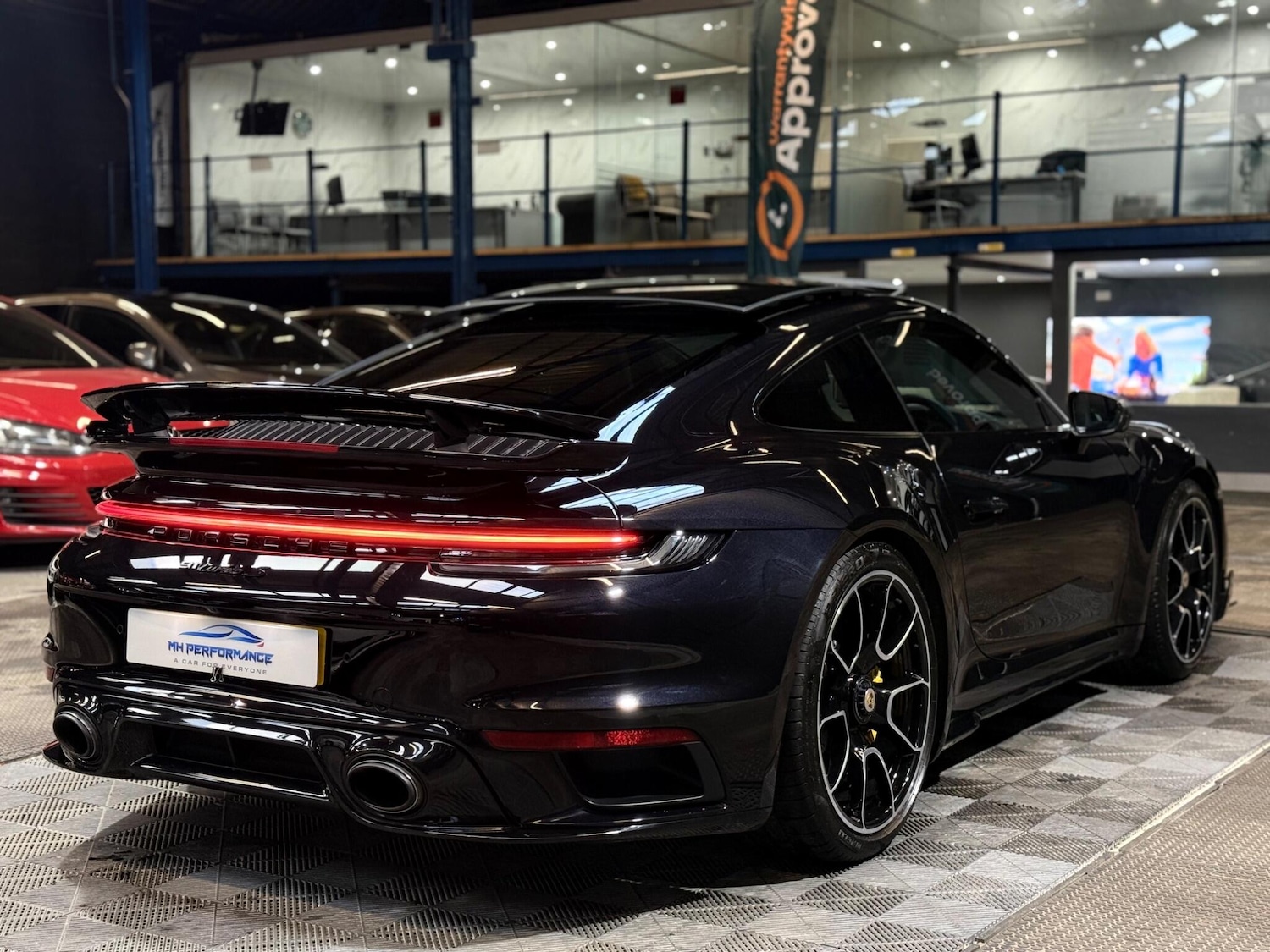 Used Porsche 911 2022 for sale - 76913923: Photo 4