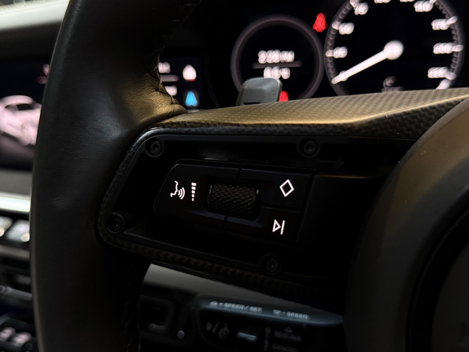 Used Porsche 911 2022 for sale - 76913923: Photo 43