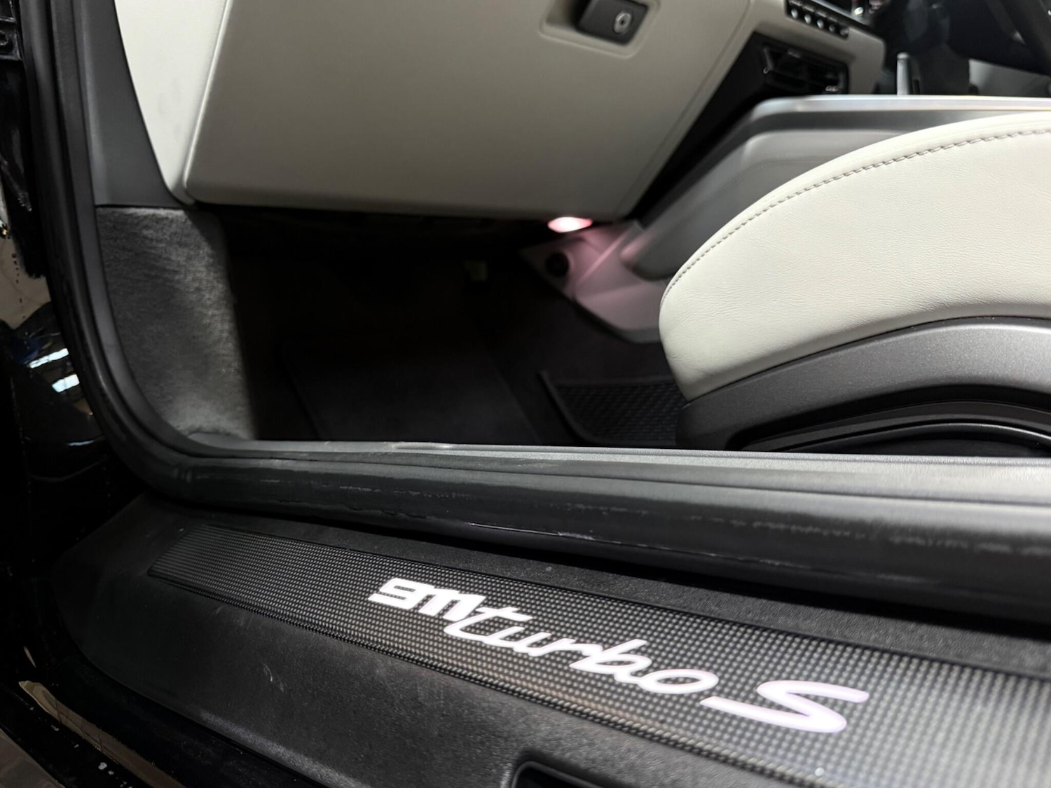 Used Porsche 911 2022 for sale - 76913923: Photo 56